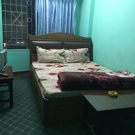Hotel New Basuki Private Limited Tokha Kültér fotó